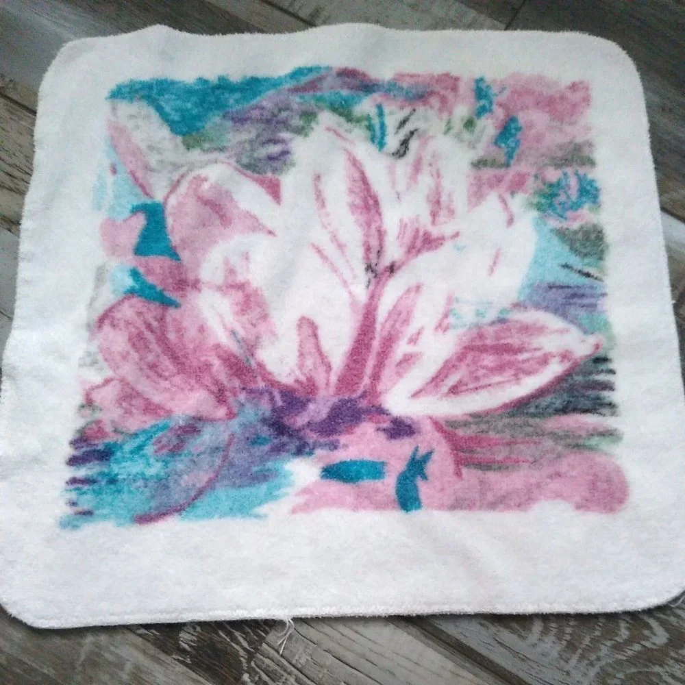 Vintage Bathroom Guest Towel W Washcloth Lotus Flower Pink Blue Black JC Penney